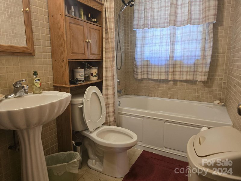 Property image 2 at 2803 Gail Avenue, Gastonia, NC 28052