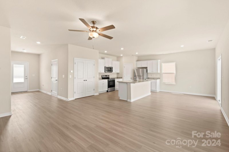 Property image 2 at 6424 Lowe Lane, Charlotte, NC 28214