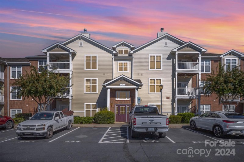 Property image 2 at 11273 Hyde Pointe Court, Charlotte, NC 28262