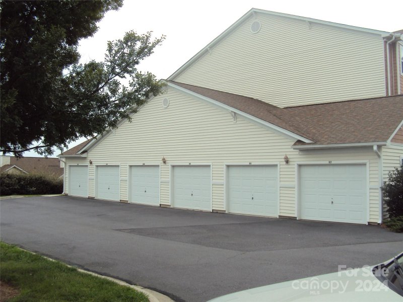 Property image 3 at 11273 Hyde Pointe Court, Charlotte, NC 28262