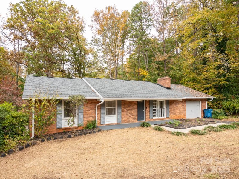 Property image 2 at 110 Mimosa Road, Statesville, NC 28677