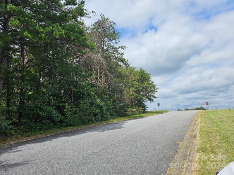 Property image 3 at 0 2nd Avenue, Hickory, NC 28601