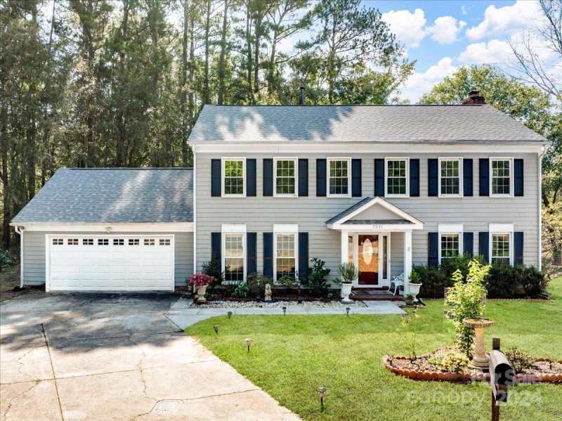 Property image 2 at 7021 Acre Hill Court, Charlotte, NC 28277