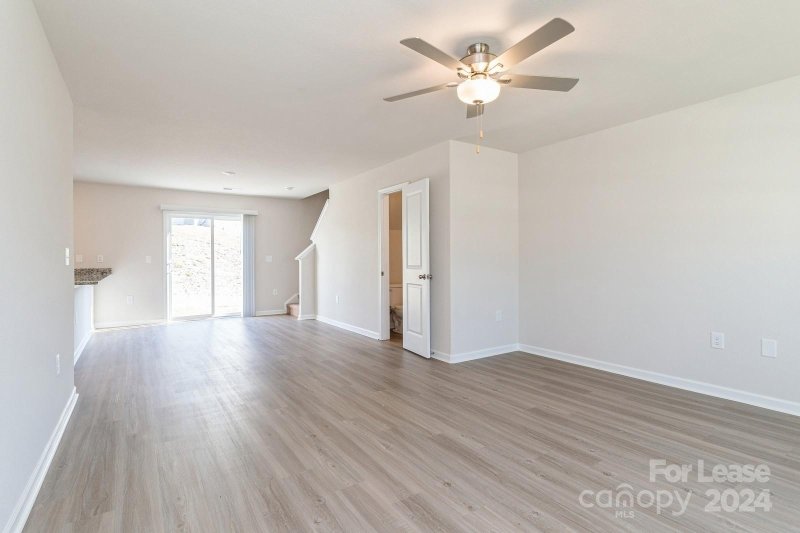 Property image 4 at 8026 Moose Creek Drive, Charlotte, NC 28214