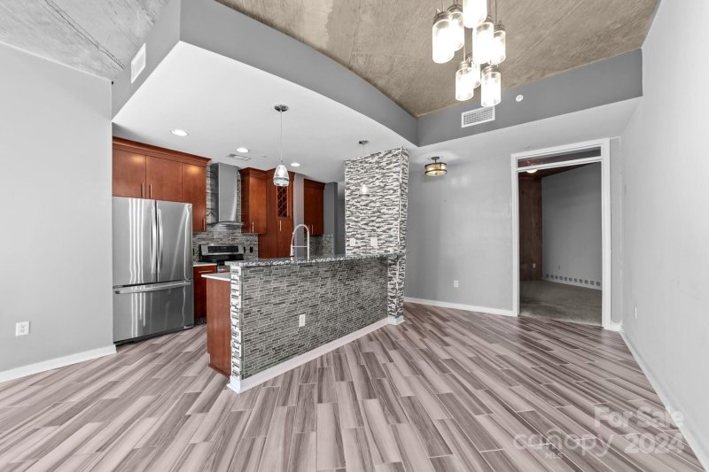 Property image 4 at 210 N Church Street, Charlotte, NC 28202