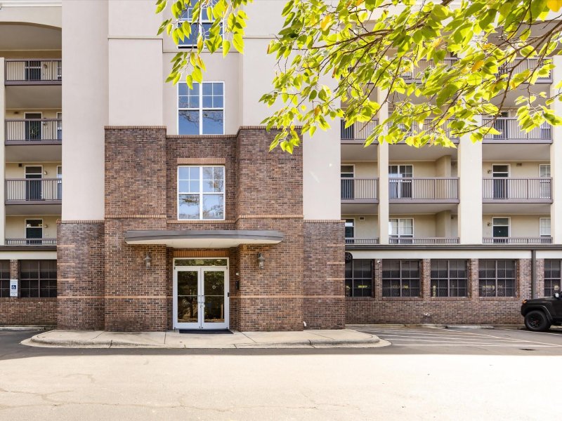 Property image 4 at 405 W 7th Street, Charlotte, NC 28202