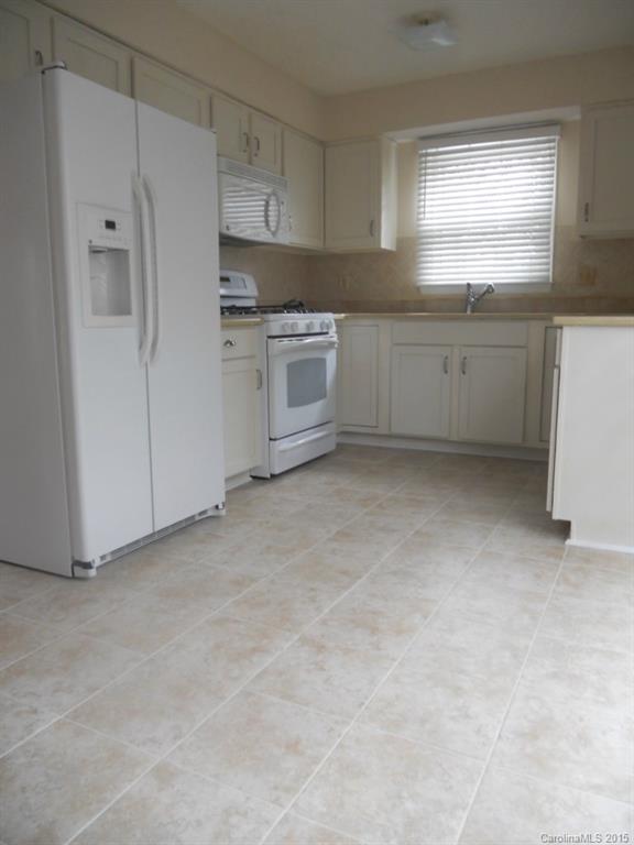 Property image 3 at 3133 Selwyn Farms Lane, Charlotte, NC 28209