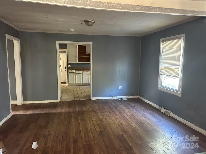 Property image 3 at 1124 W Mauney Avenue, Gastonia, NC 28052