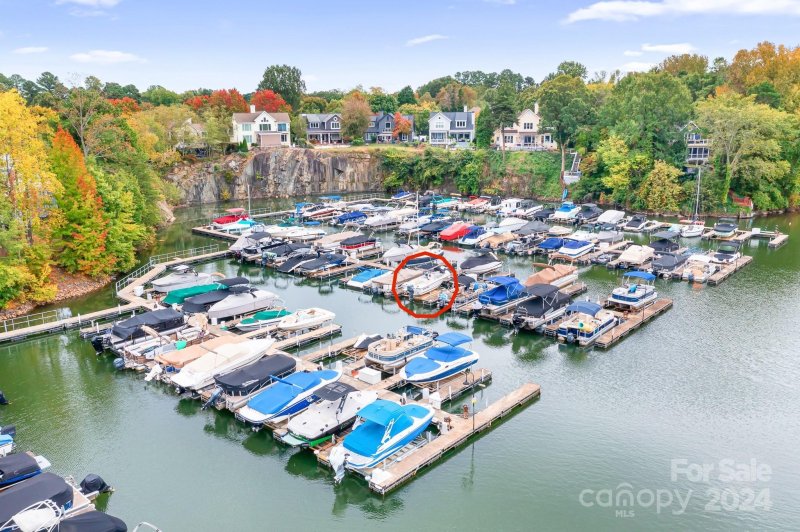 21522 Gulfstar Court