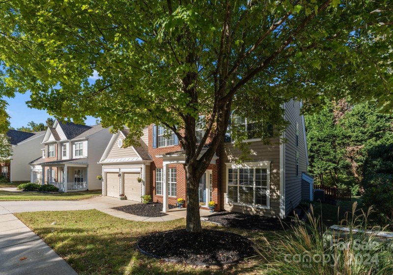 Property image 4 at 18124 Harbor Mist Road, Cornelius, NC 28031