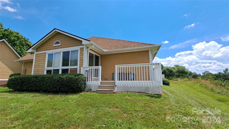 Property image 4 at 1703 Hyde Park Drive, Asheville, NC 28806