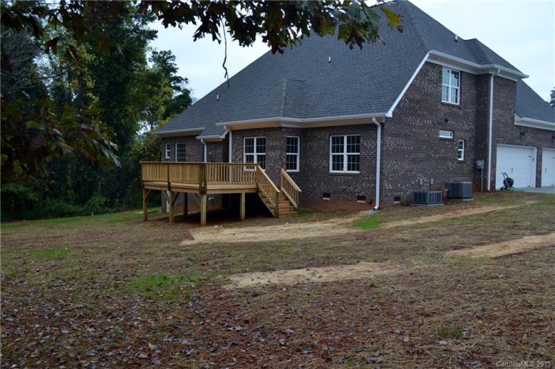 Property image 3 at 128 Orchard Farm Lane, Mooresville, NC 28117