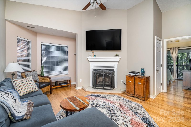 Property image 4 at 4158 Charlotte Highway, Lake Wylie, SC 29710