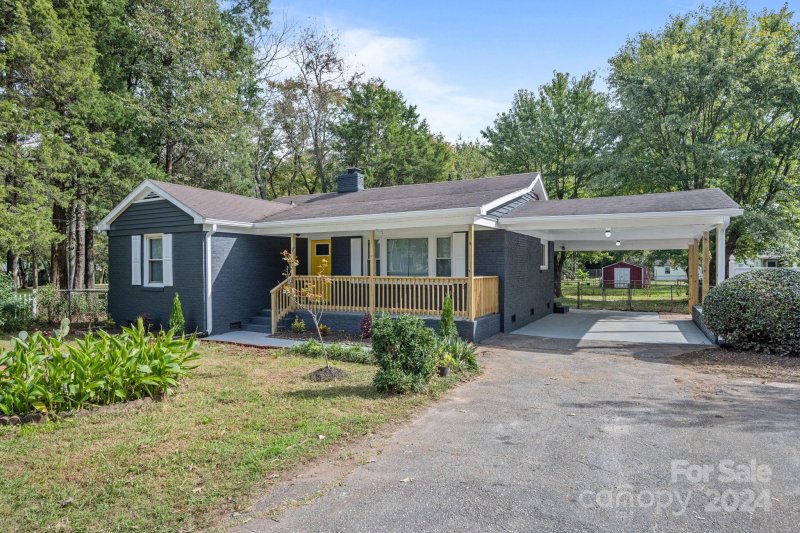 Property image 4 at 941 Tom Hunter Road, Charlotte, NC 28213