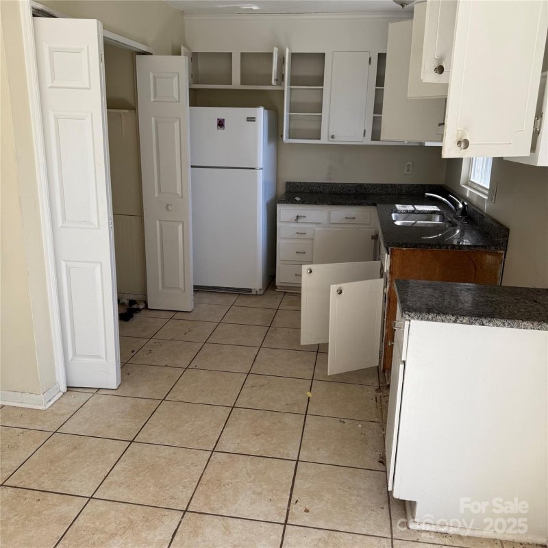 Property image 5 at 1314 Milan Road, Charlotte, NC 28216