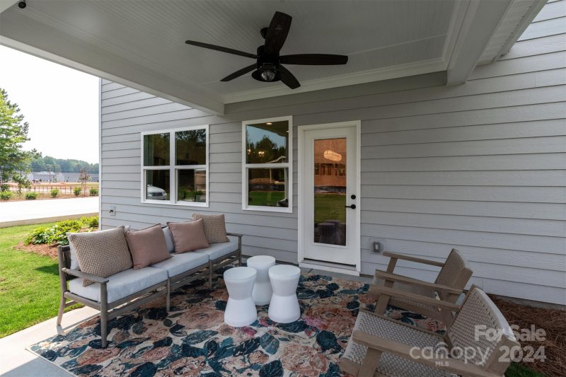 Property image 2 at 7930 Rolling Wheels Drive, Charlotte, NC 28215