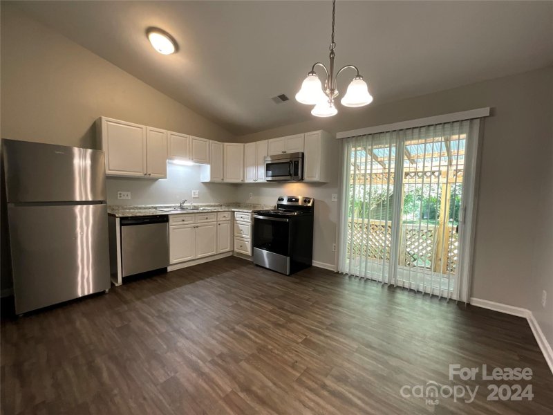 Property image 4 at 7613 Lancashire Drive, Mint Hill, NC 28227