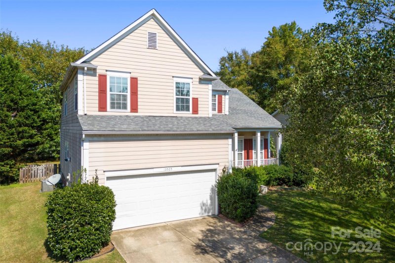 Property image 4 at 13505 Misty Dew Court, Charlotte, NC 28273