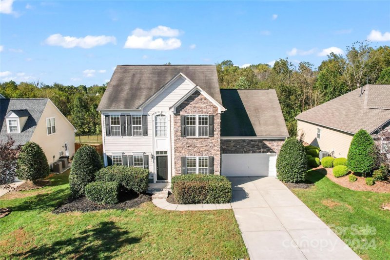 Property image 3 at 1834 Seefin Court, Indian Trail, NC 28079