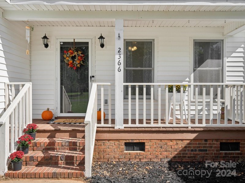 Property image 2 at 2366 Oxford Circle, Lancaster, SC 29720