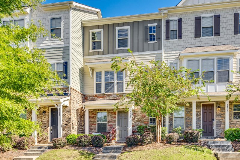 Property image 2 at 9209 Bluefield Street, Charlotte, NC 28273