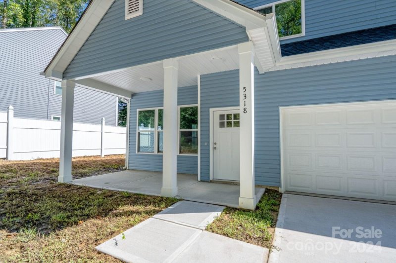 Property image 2 at 5318 Cross Street, Charlotte, NC 28269