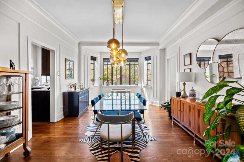 Property image 4 at 301 W 10th Street, Charlotte, NC 28202