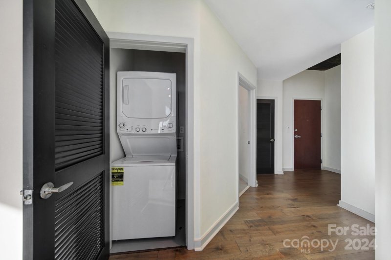 Property image 5 at 210 N Church Street, Charlotte, NC 28202