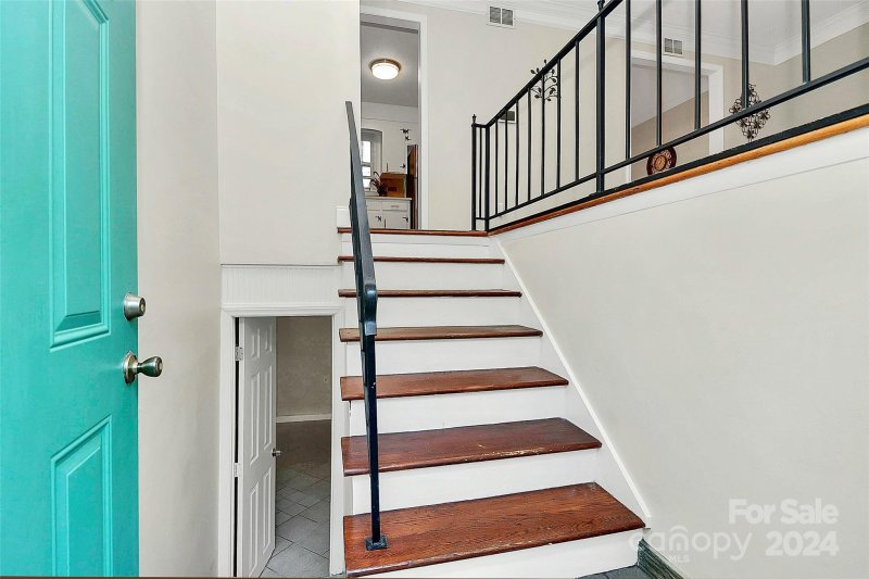 Property image 4 at 418 Whispering Pines Drive, Charlotte, NC 28217