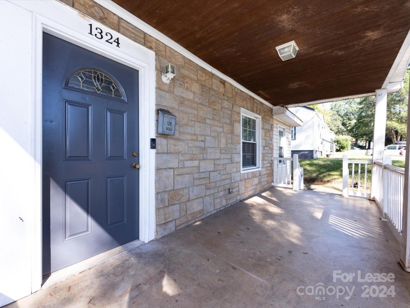 Property image 4 at 1324 Bethel Road, Charlotte, NC 28208