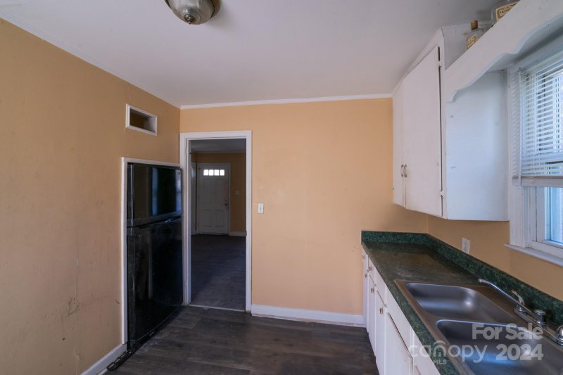 Property image 4 at 1946 Academy Street, Charlotte, NC 28205