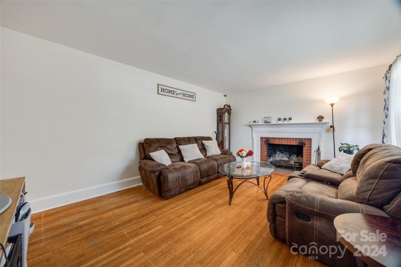 Property image 2 at 3228 Wicklow Place, Charlotte, NC 28205