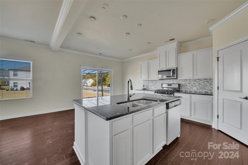 Property image 4 at 8302 Flint Hill Drive, Charlotte, NC 28273