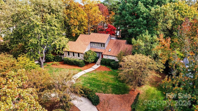 21235 Blakely Shores Drive