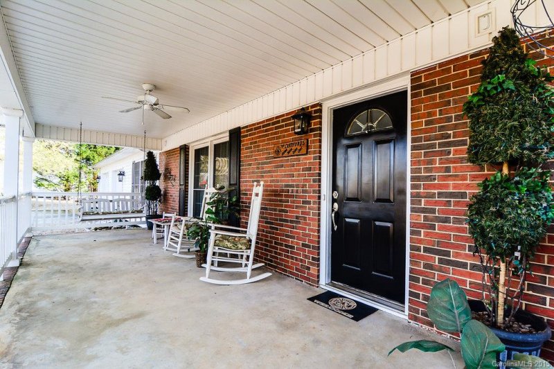 Property image 4 at 481 Lake View Drive, Fort Mill, SC 29715