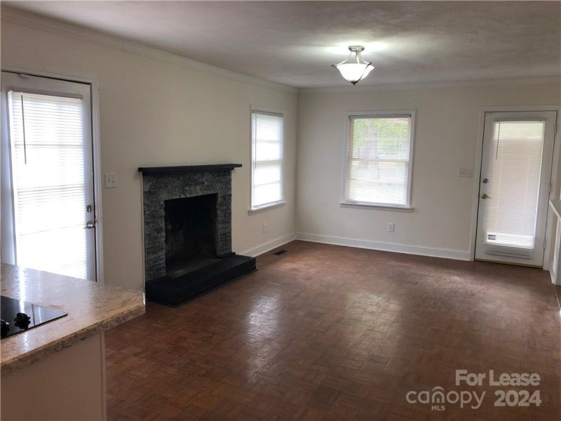 Property image 5 at 128 Woodlynn Drive, Charlotte, NC 28214