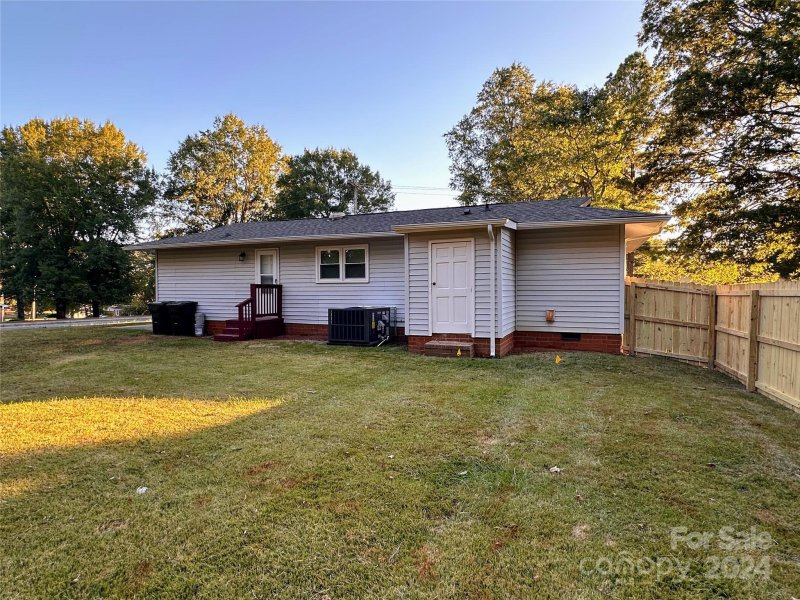 Property image 4 at 1700 Northwoods Drive, Kings Mountain, NC 28086