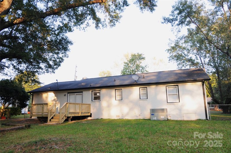 Property image 3 at 4901 Greenwood Drive, Gastonia, NC 28052
