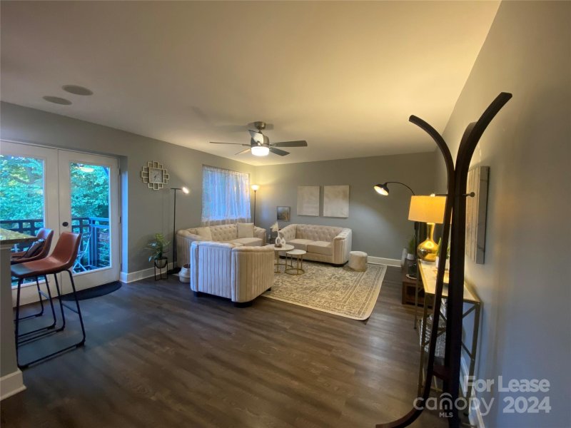 Property image 3 at 2427 Vail Avenue, Charlotte, NC 28207