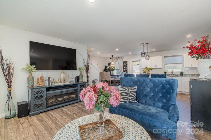 Property image 4 at 8107 Bruce Street, Charlotte, NC 28215