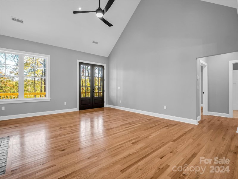 Property image 5 at 583 Dublin Lane, Columbus, NC 28722