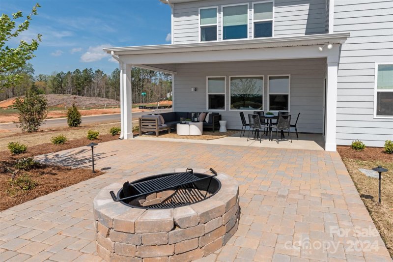 Property image 4 at 2055 Sabra Street, Gastonia, NC 28054