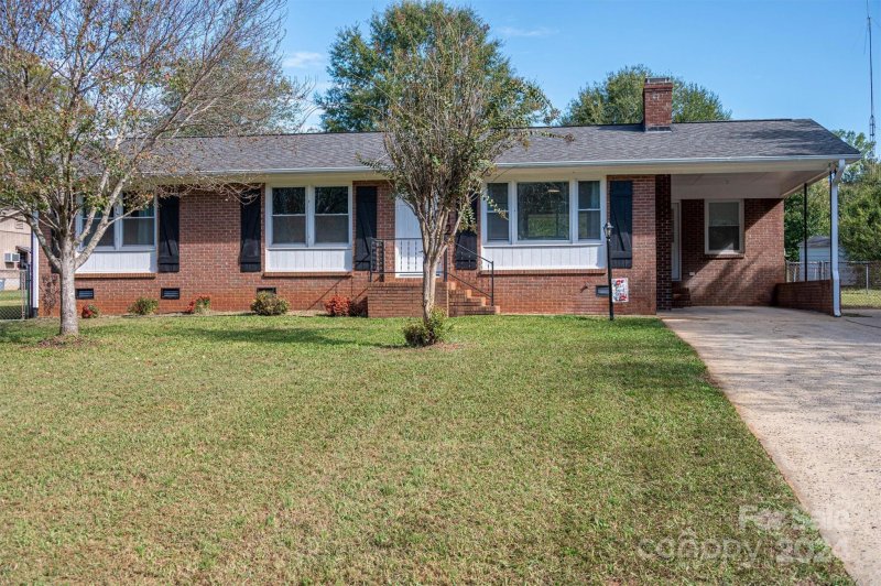 Property image 4 at 112 Lou Drive, Gastonia, NC 28052
