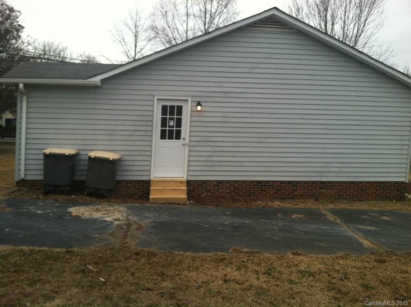 Property image 3 at 2215 Medlin Court, Kannapolis, NC 28083