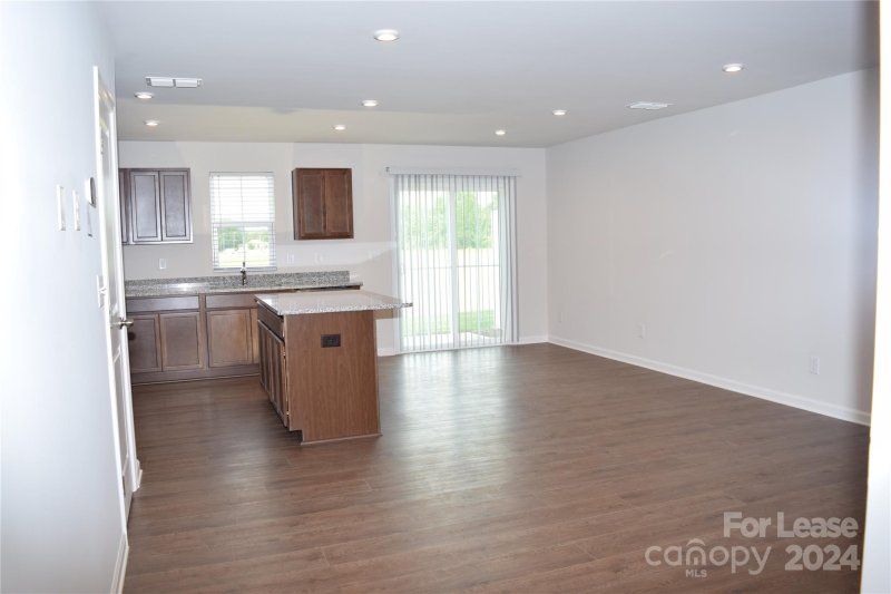 Property image 3 at 1530 39th Avenue Loop, Hickory, NC 28601