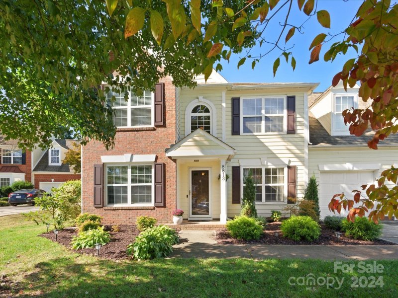 Property image 2 at 8813 Glenover Circle, Charlotte, NC 28269