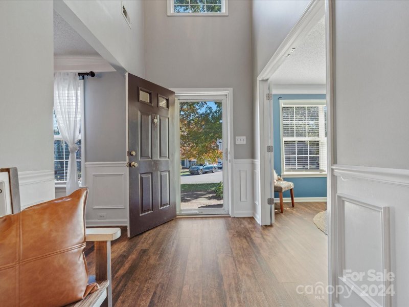 Property image 4 at 8813 Glenover Circle, Charlotte, NC 28269