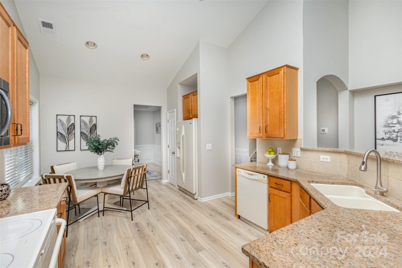 Property image 3 at 8112 Penman Springs Drive, Waxhaw, NC 28173