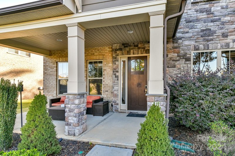 Property image 4 at 584 Vine Street, Fort Mill, SC 29707