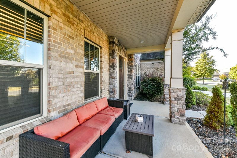 Property image 5 at 584 Vine Street, Fort Mill, SC 29707